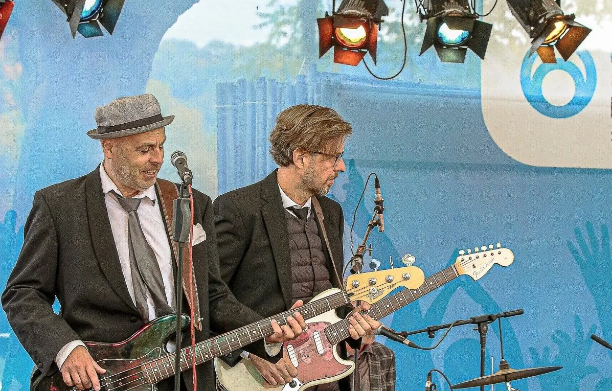 Gerry Cherri & Homme von Schuessel